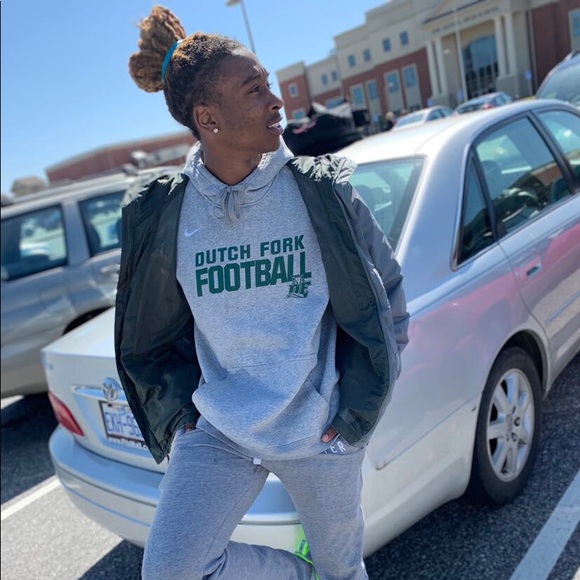 Meet your Posher, Addison - Picture 1 of 1